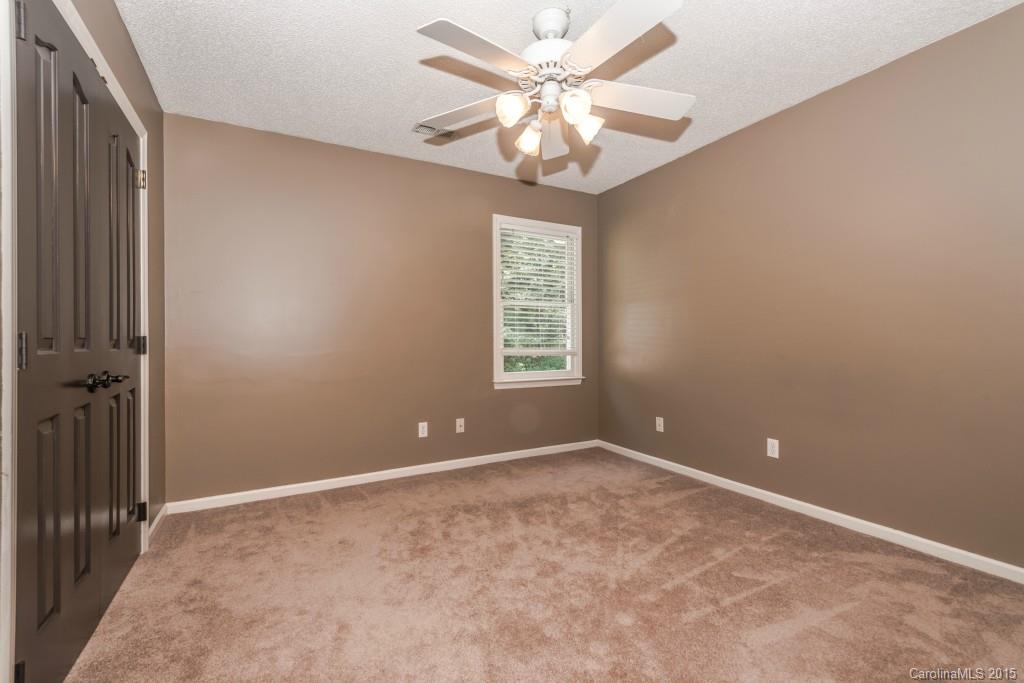 Hickory Lane - Residential