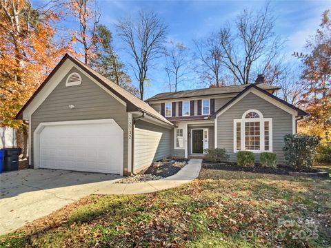 Photo of 12732 Sulgrave Drive, Huntersville, NC 28078 (MLS # 4324478)