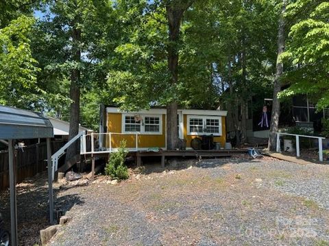 120 Starboard Trail Mount Gilead NC 27306