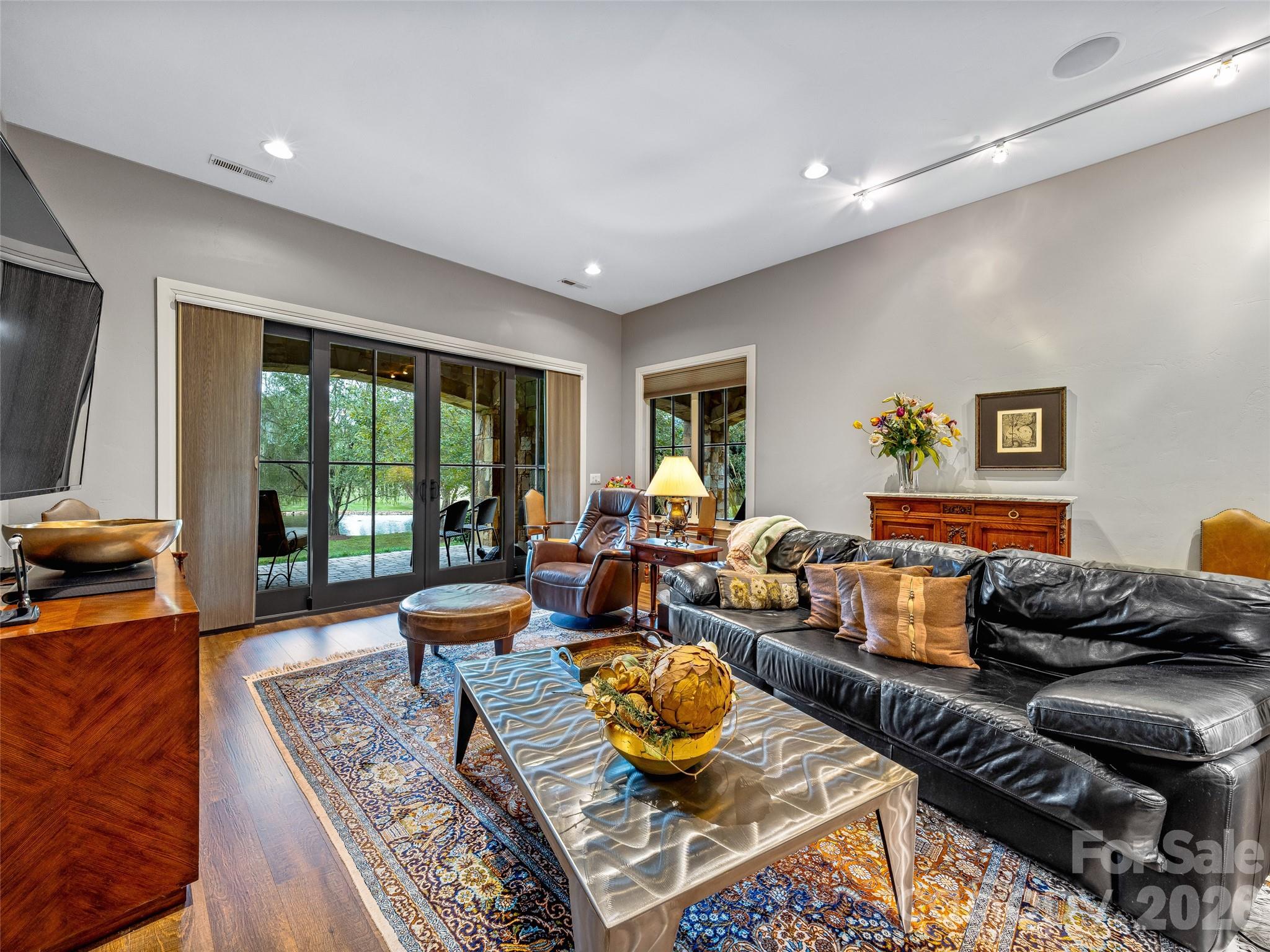 The Cliffs at Walnut Cove - Residential