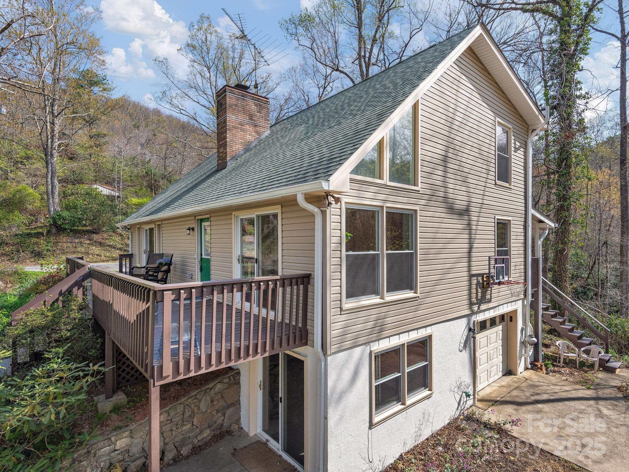 1469 Old Fort Road