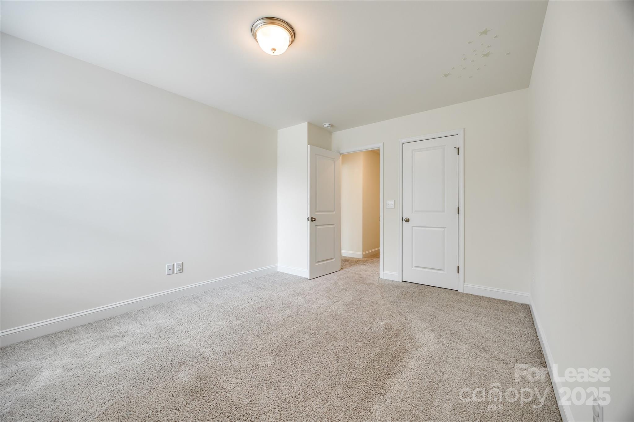 Paddlers Cove - Residential Lease