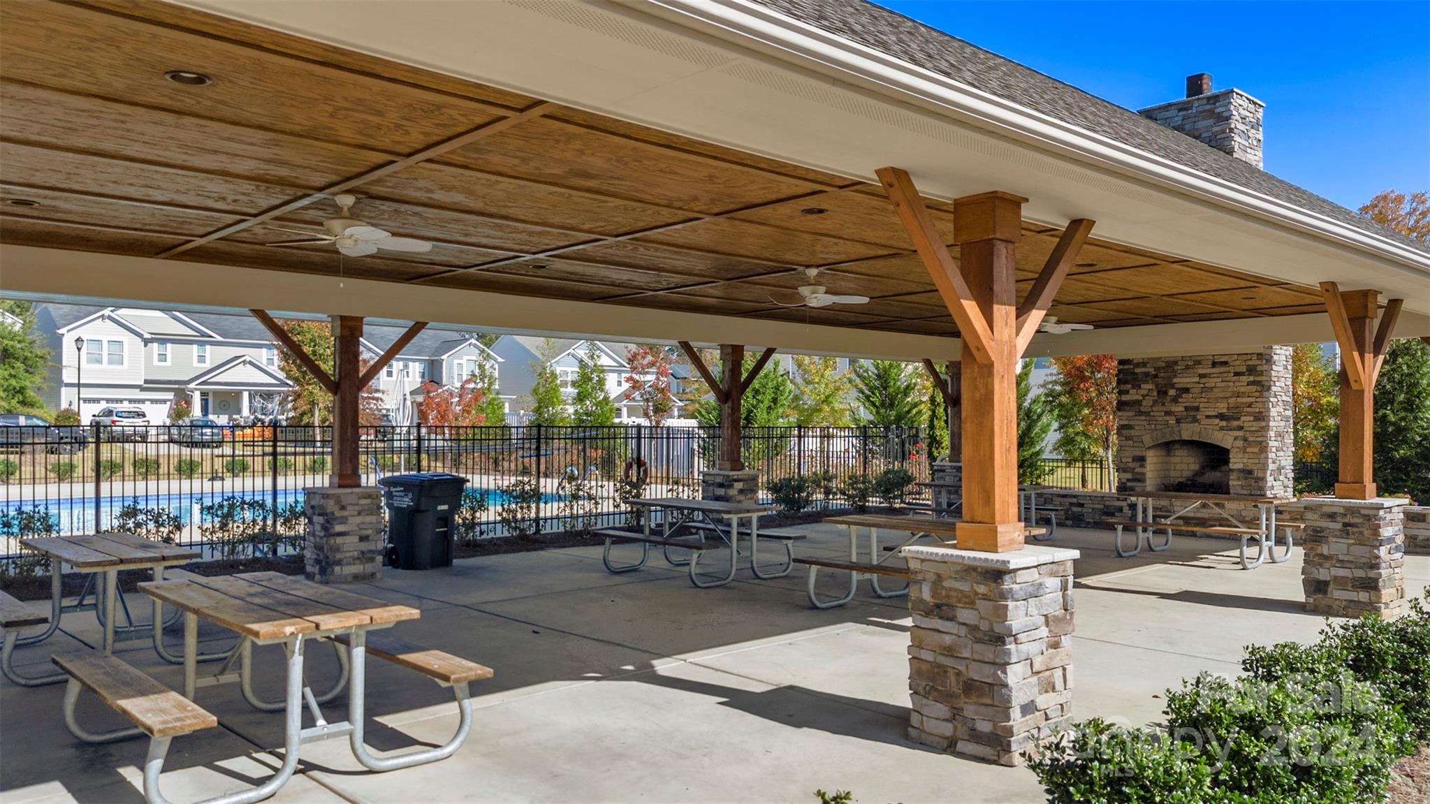 Kings Grove Manor - Residential