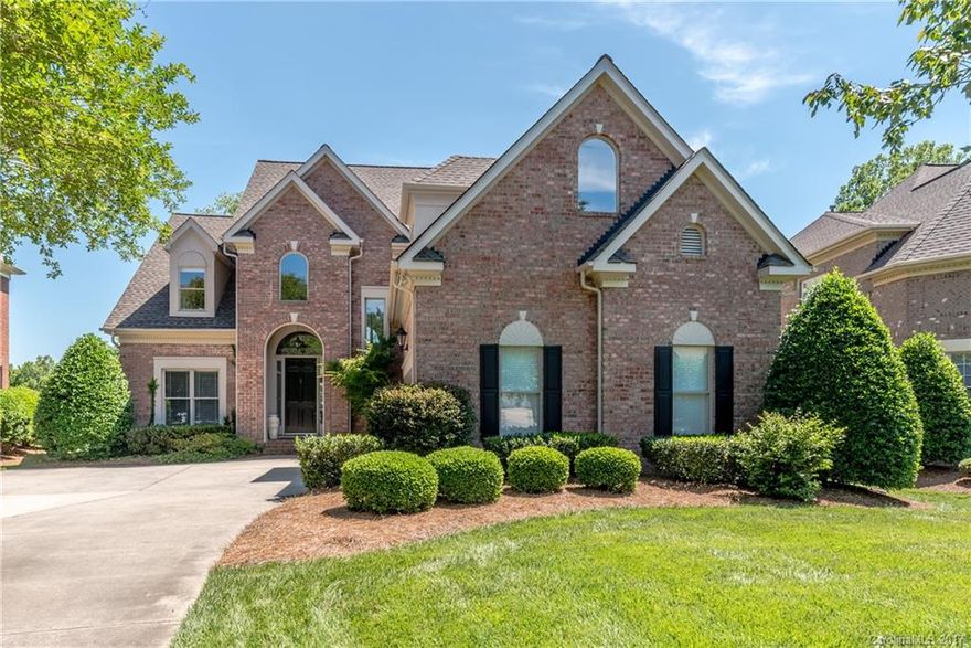 Resort Living Everyday! Are you ready? Updated throughout & Lives like a Dream! Dramatic layout offers panoramic Golf Views. Expansive Deck, Screen Porch & Summer Porch, ideal for Entertaining, or a Peaceful Retreat. Main Master w/Spa Bath. Chef's Kitchen w/SS appl incl-Gas Cooktop! Sun filled Breakfast. Formal Dining. Upper level offers Guest Rm w/Summer Porch! Expansive Bonus/Exercise--Easy stroll to Trader Joes, Starbucks & Greenway! All yard maintenance included- Just kick back & Enjoy!