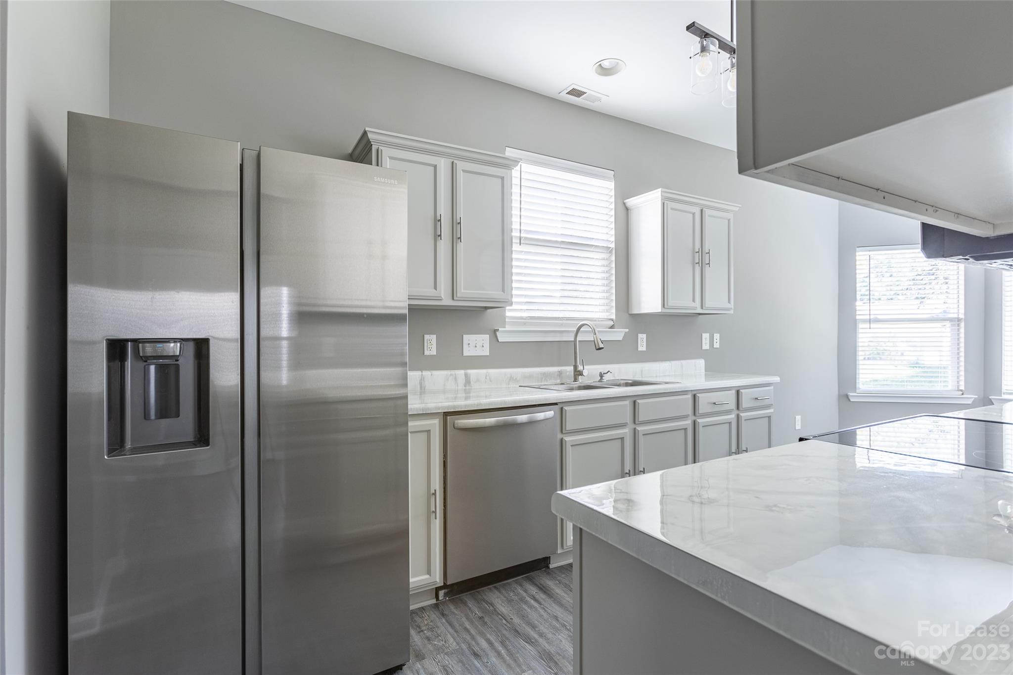 Steele Meadows - Residential Lease