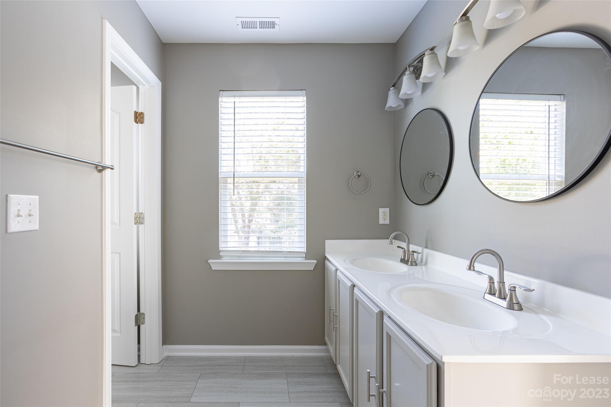 Steele Meadows - Residential Lease