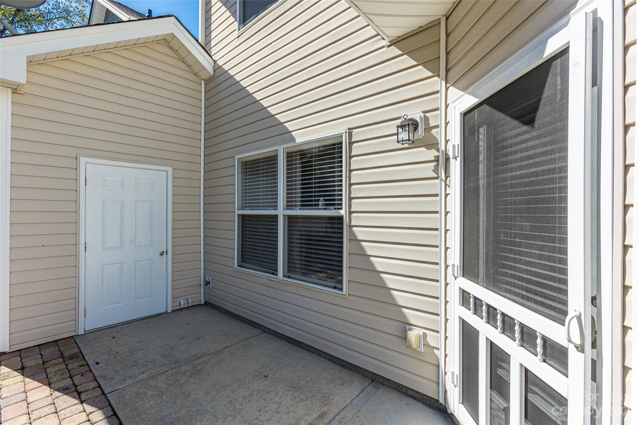 Steele Meadows - Residential Lease