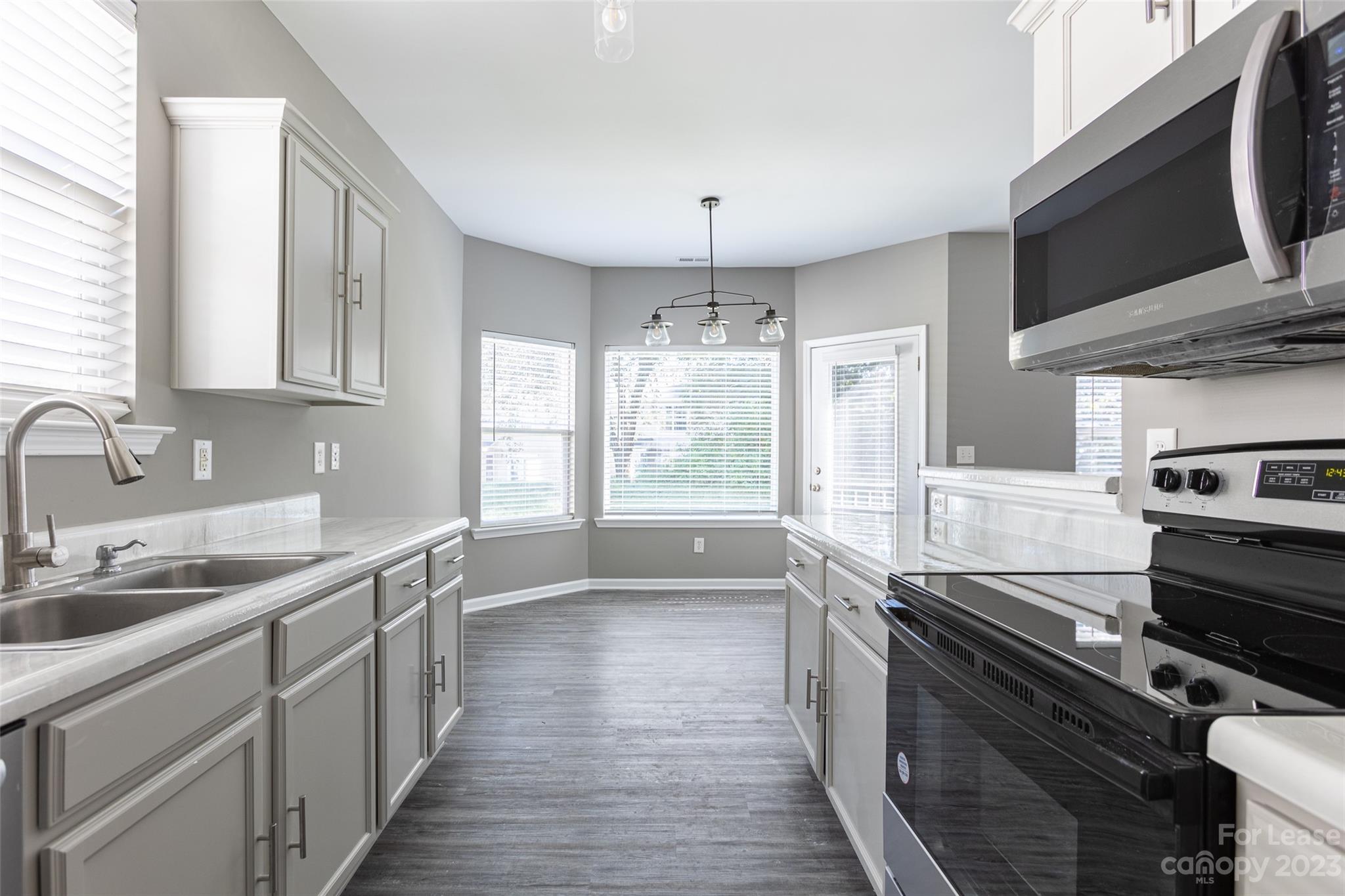 Steele Meadows - Residential Lease