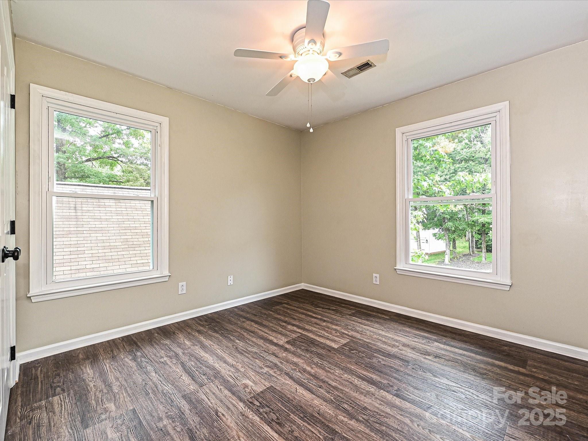 Davis Lake - Residential