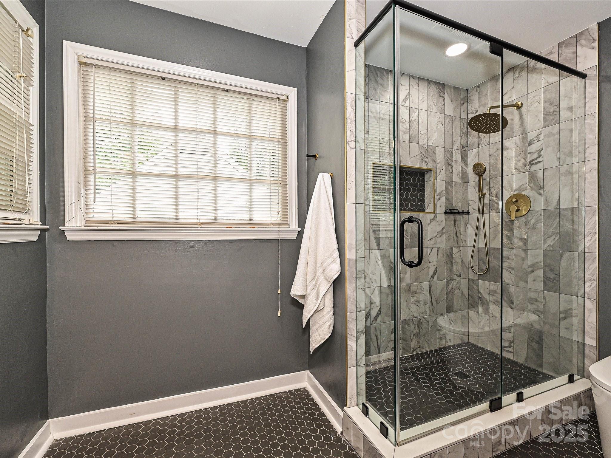 Davis Lake - Residential