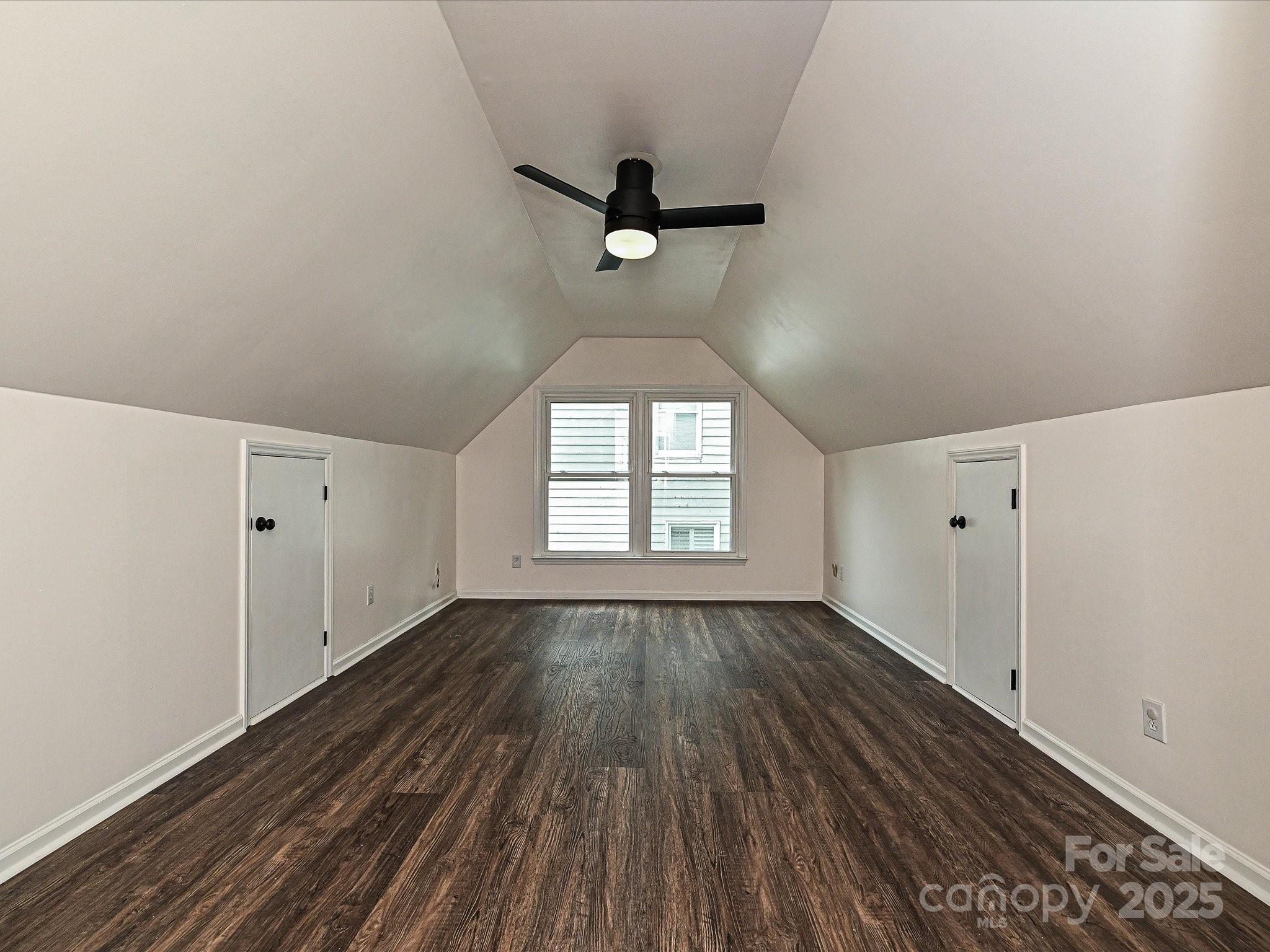 Davis Lake - Residential