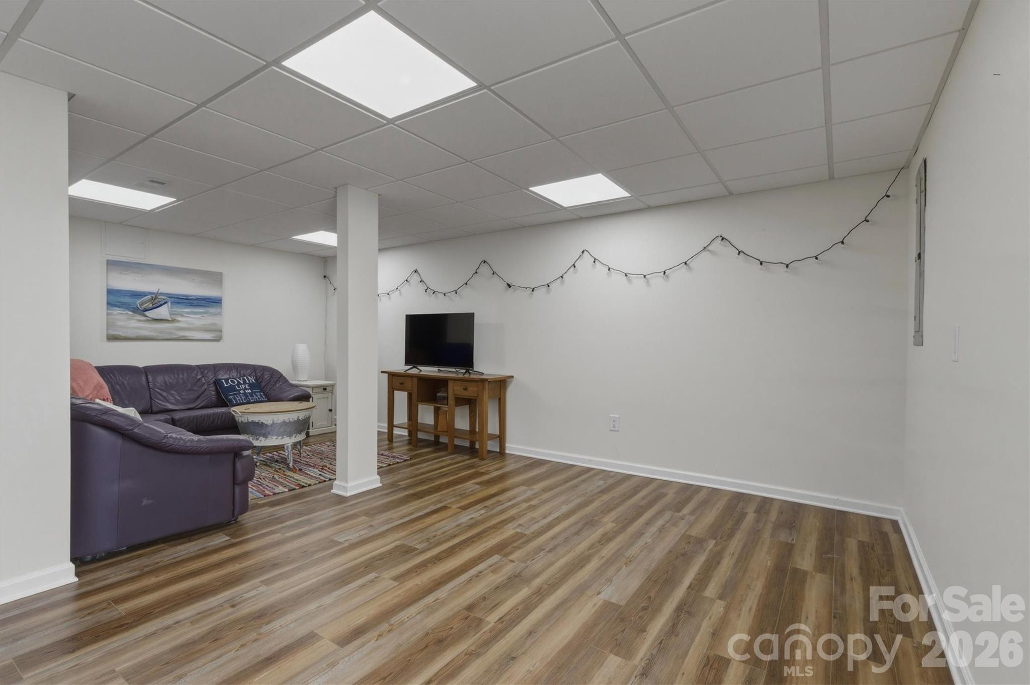 Laurel Pointe - Residential