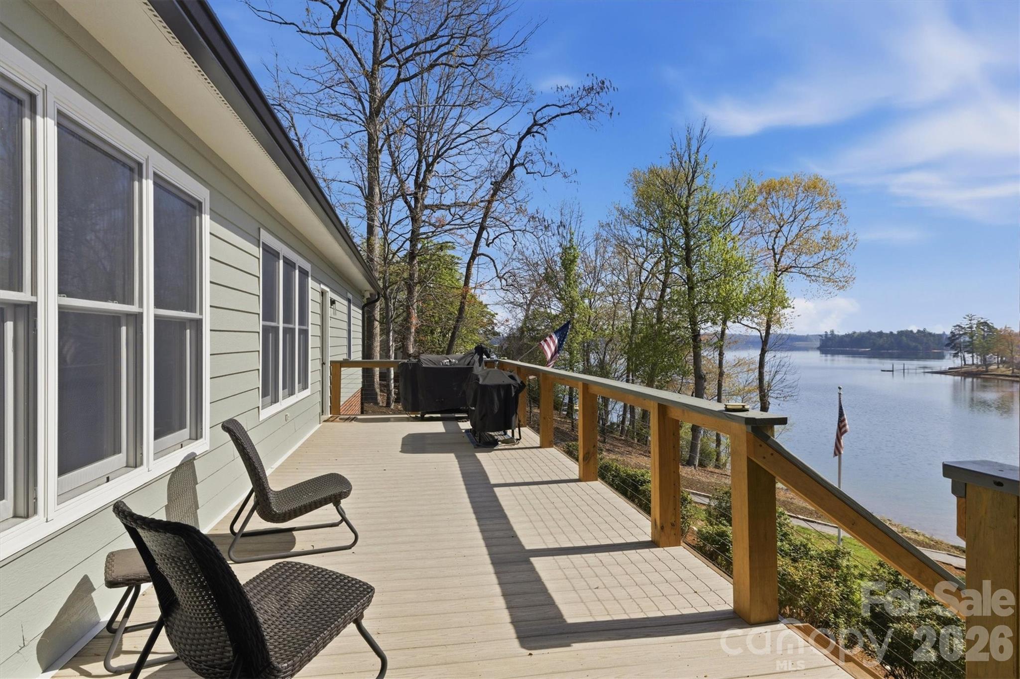 Laurel Pointe - Residential