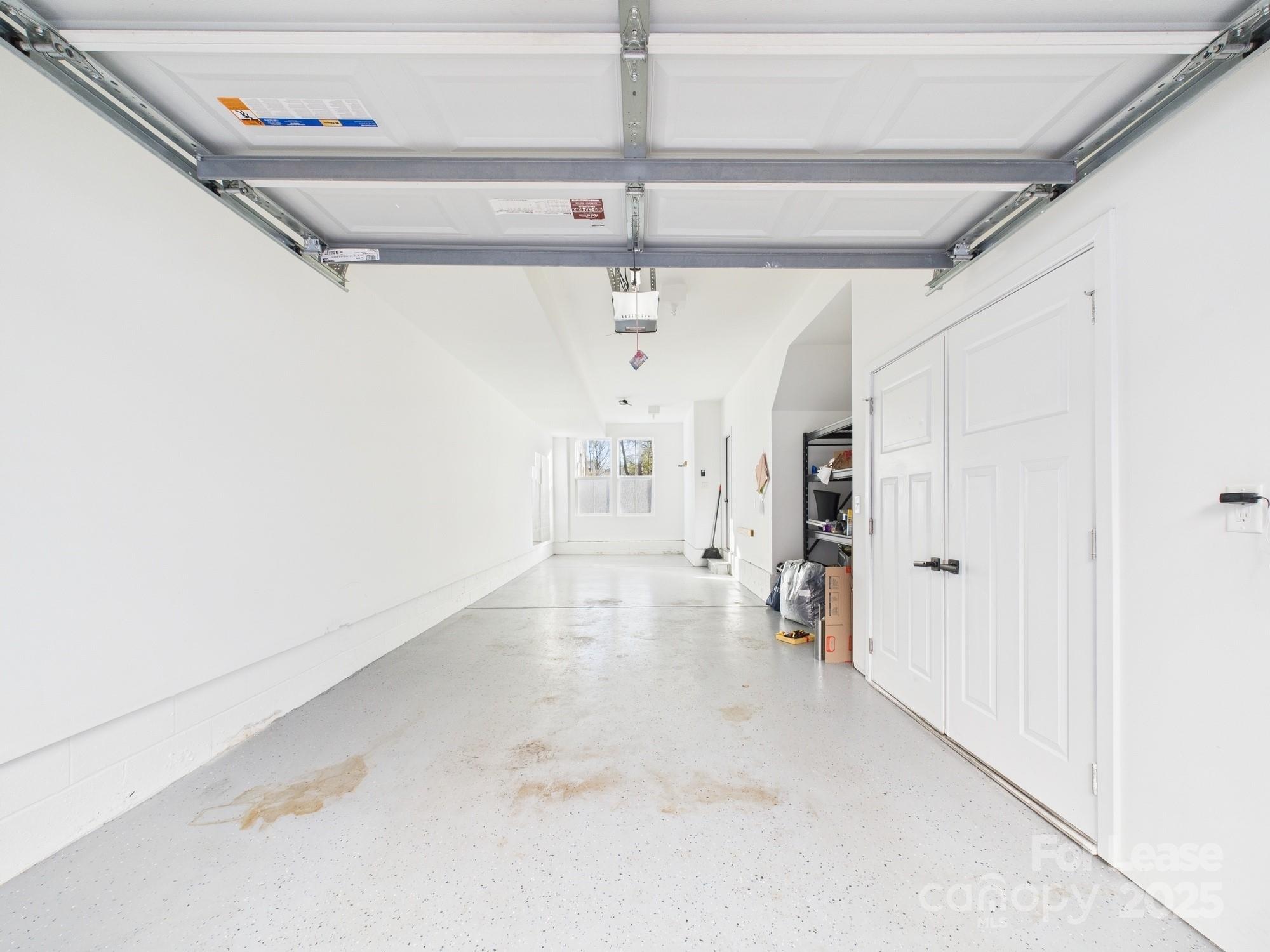 Parkwood Square - Residential Lease