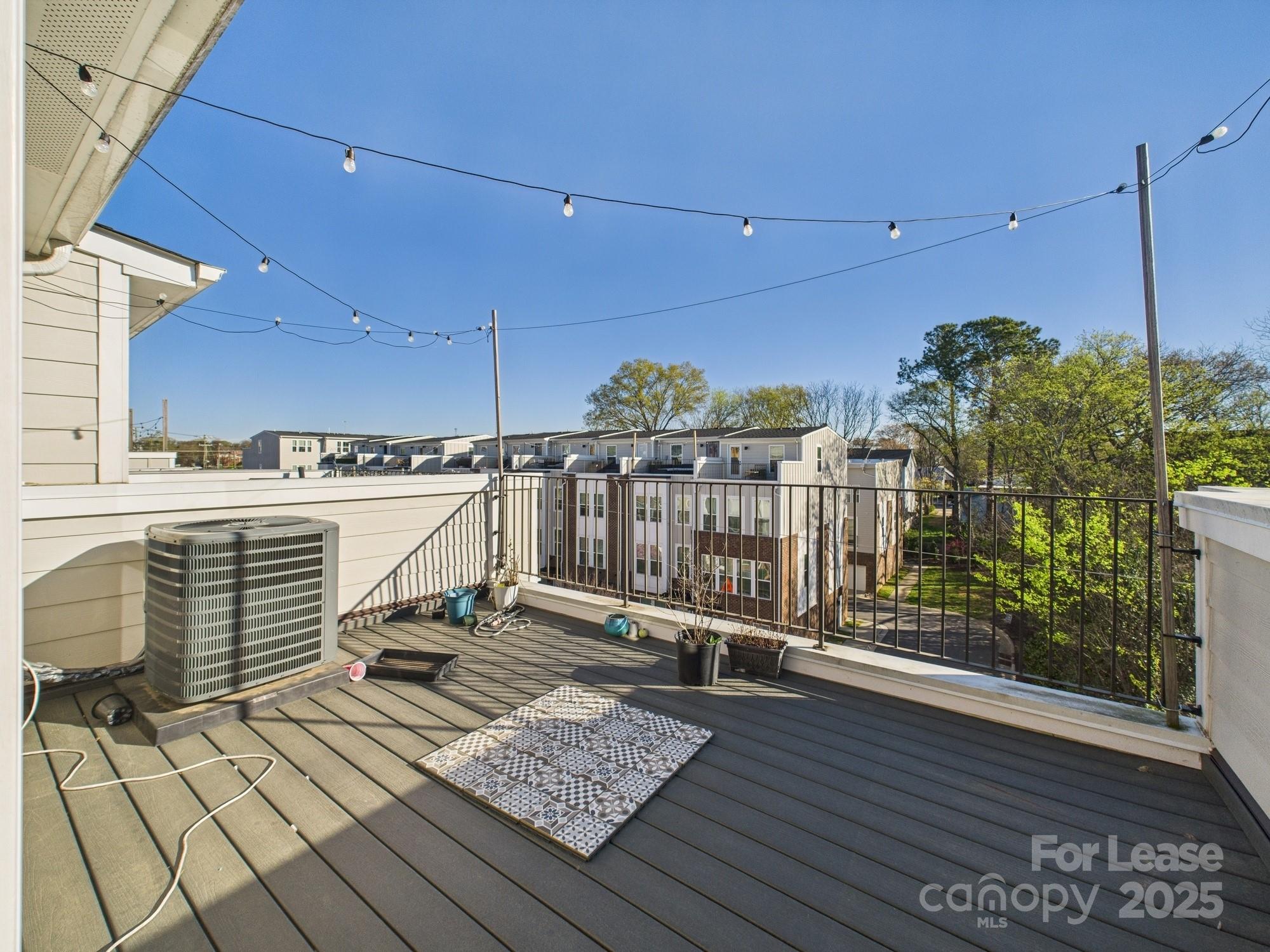 Parkwood Square - Residential Lease