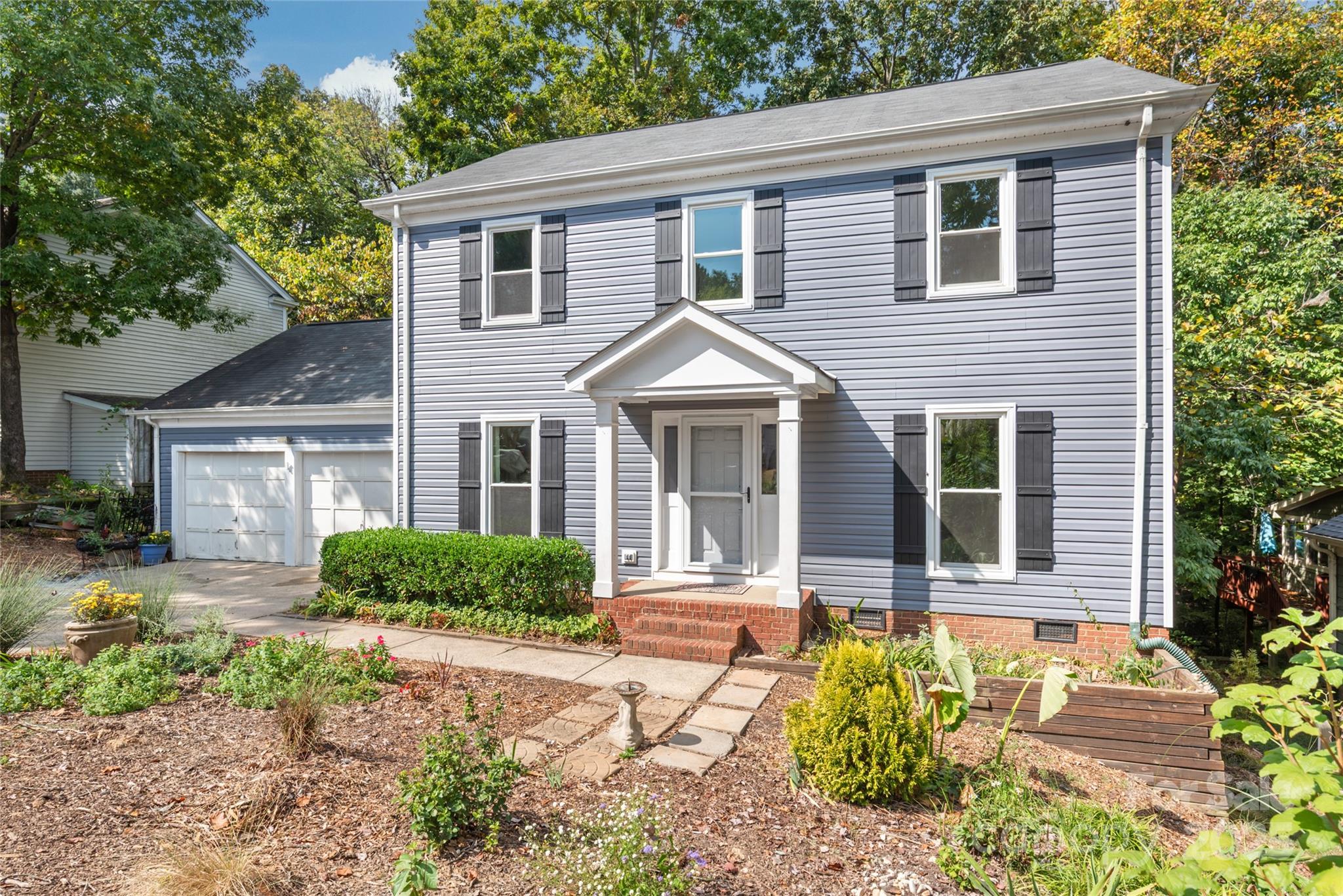 2038 Trowbridge Court