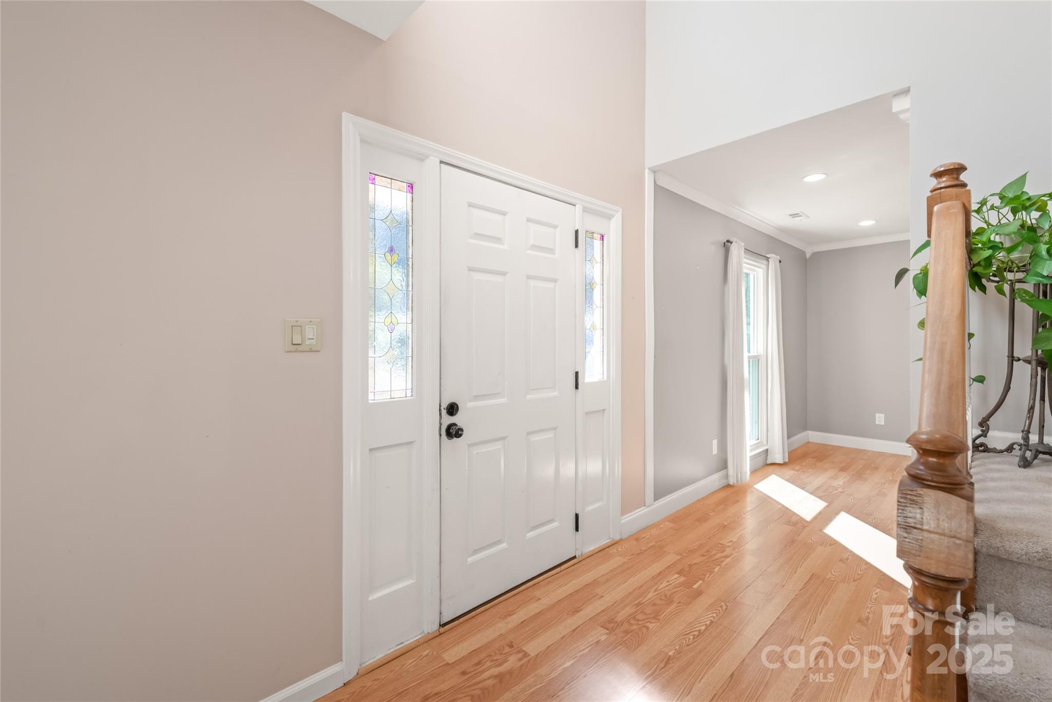 2038 Trowbridge Court