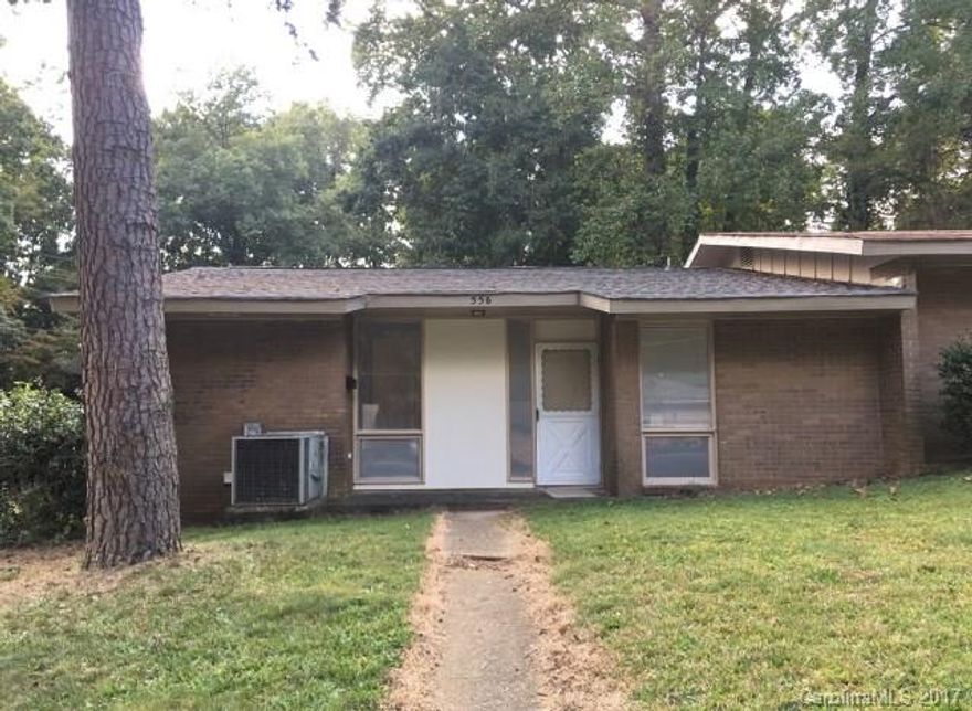 Large tri-plex with nice rear patio area. Conveniently located off of Plaza Road. Renters Insurance is required. Pet fee $300 per pet that does not exceed 35 lbs.