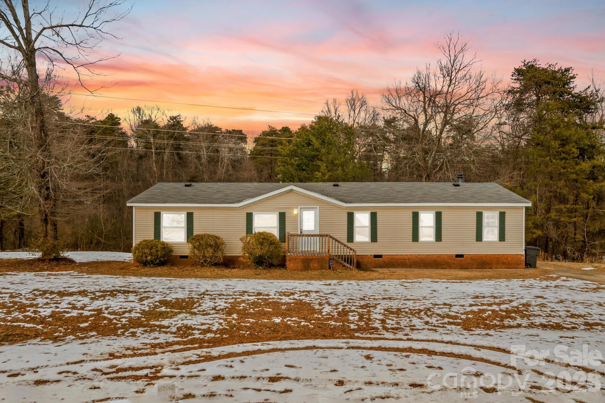 211 Forest Hollow Drive