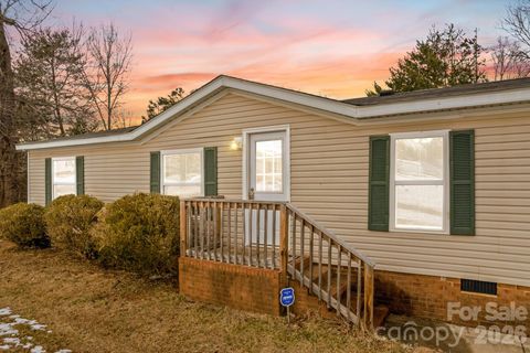 211 Forest Hollow Drive Statesville NC 28677