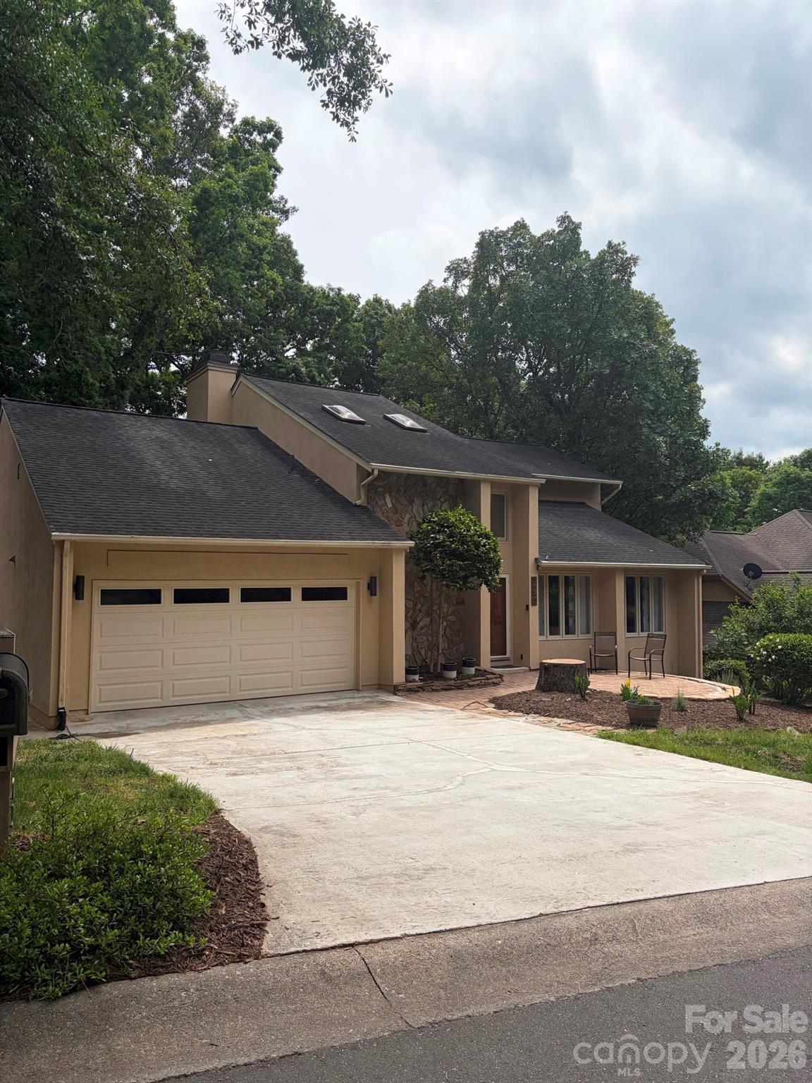 7057 Mariners Court