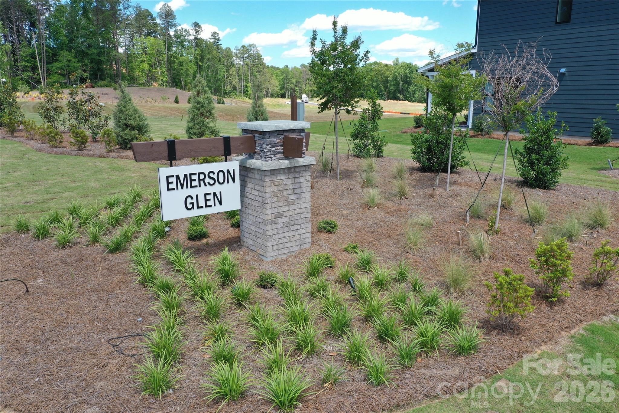 Emerson Glen - Residential