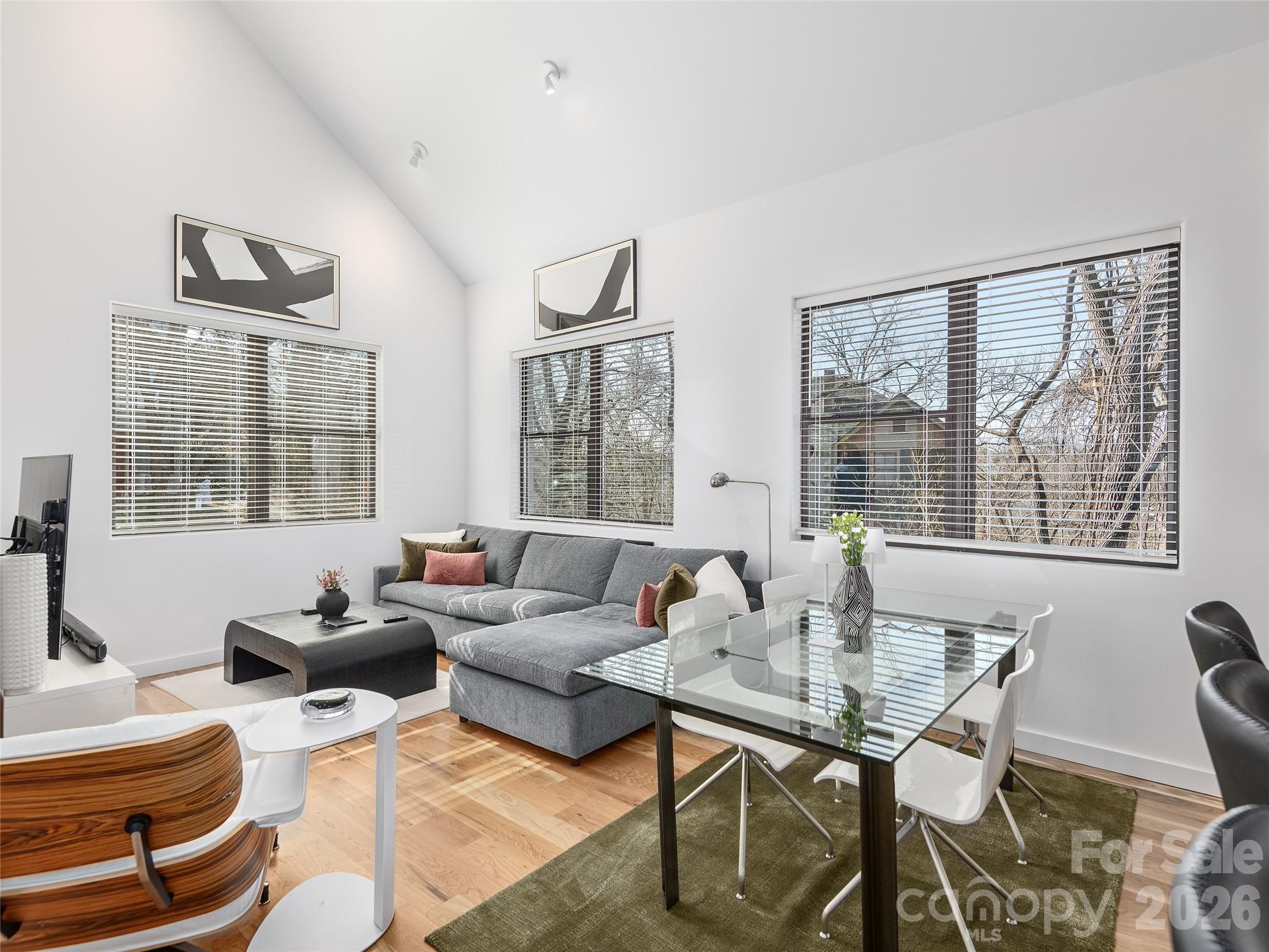 435 W Haywood Street