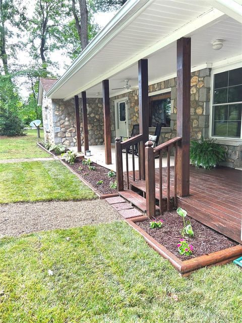 A home in Hendersonville