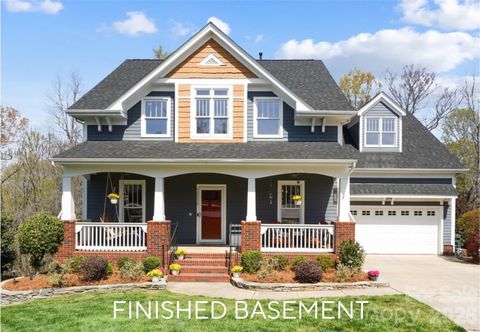 Photo of 10238 Edgecliff Road, Huntersville, NC 28078 (MLS # 4362554)