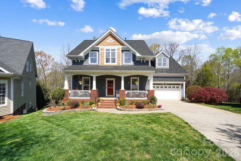 Photo of 10238 Edgecliff Road, Huntersville, NC 28078 (MLS # 4362554)