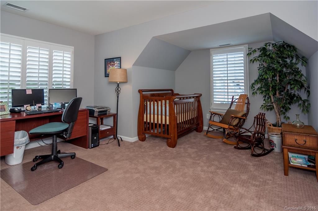 Ivy Ridge At Ballantyne - Residential