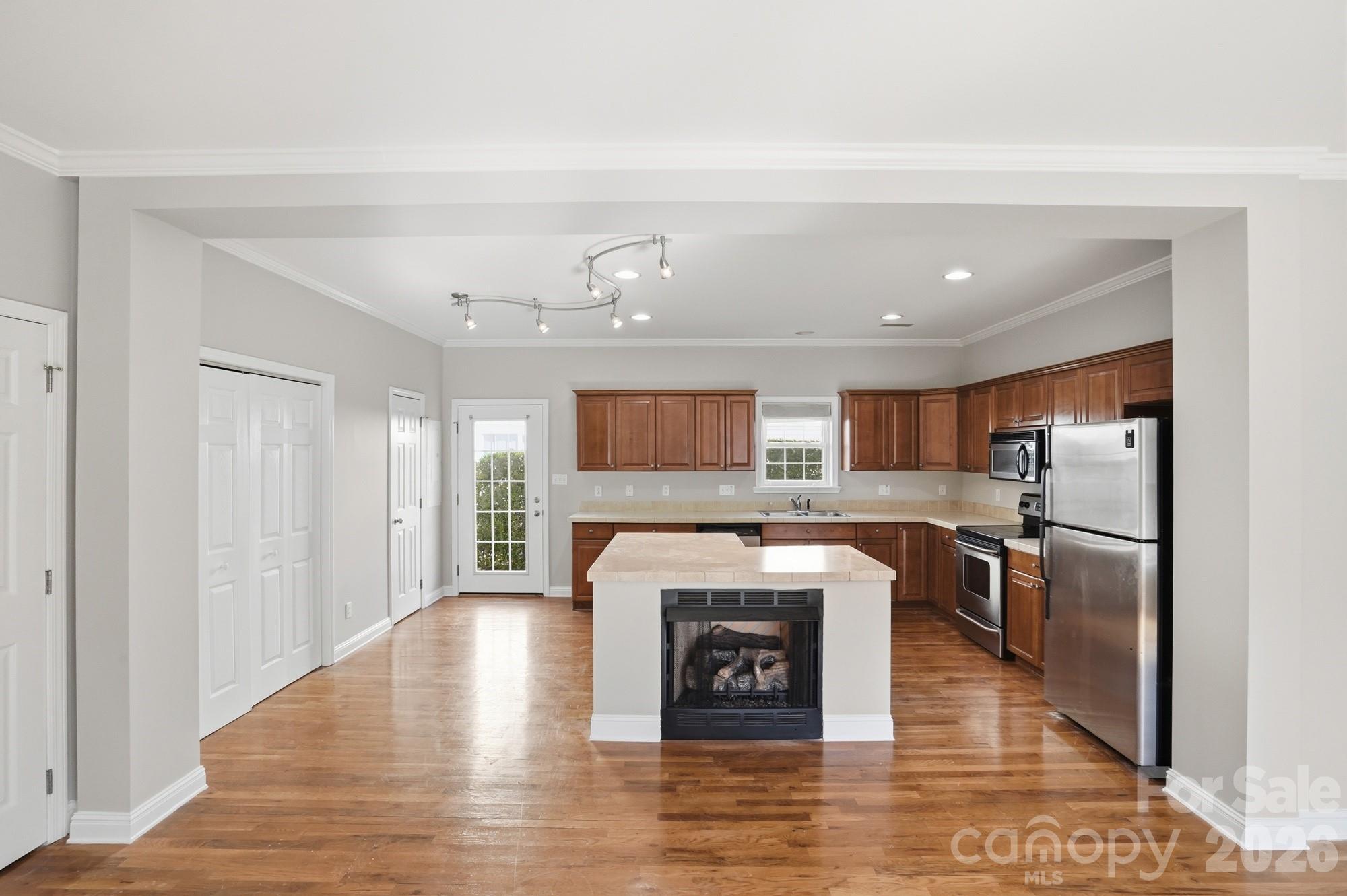 Adare Townhomes - Residential