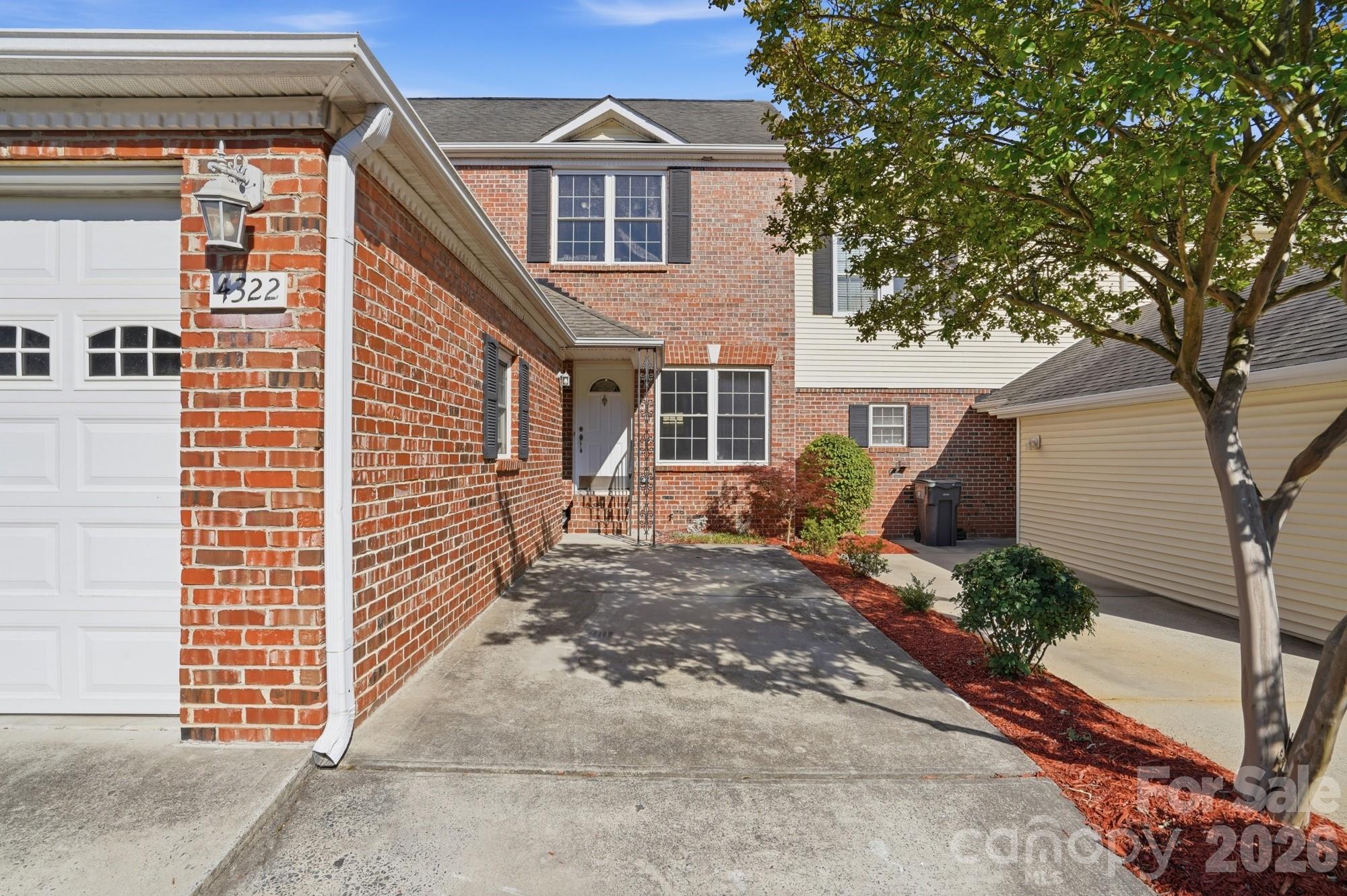 Adare Townhomes - Residential
