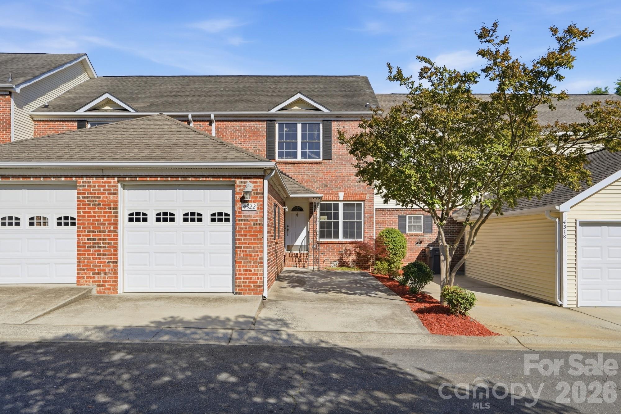 Adare Townhomes - Residential
