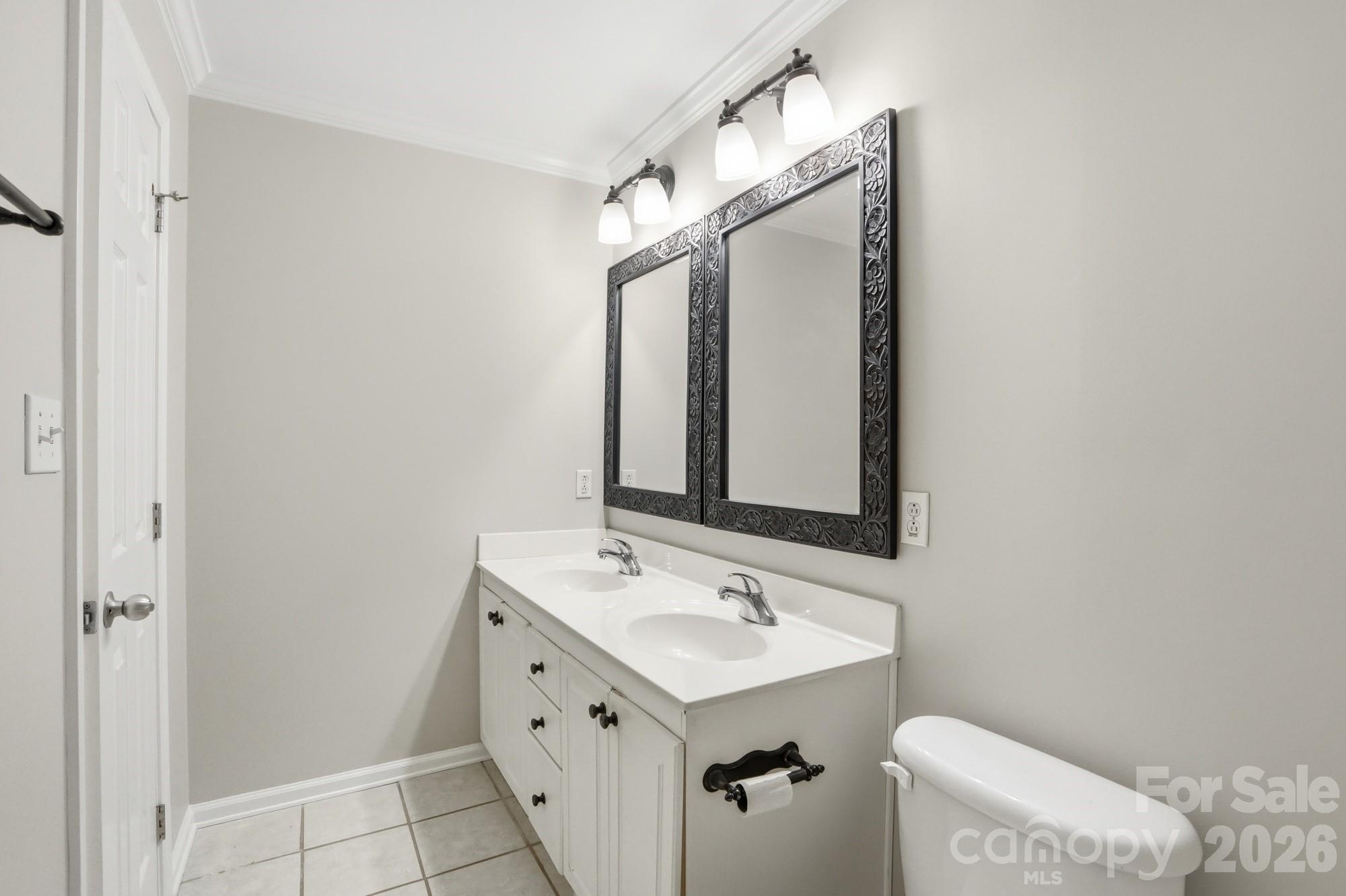 Adare Townhomes - Residential