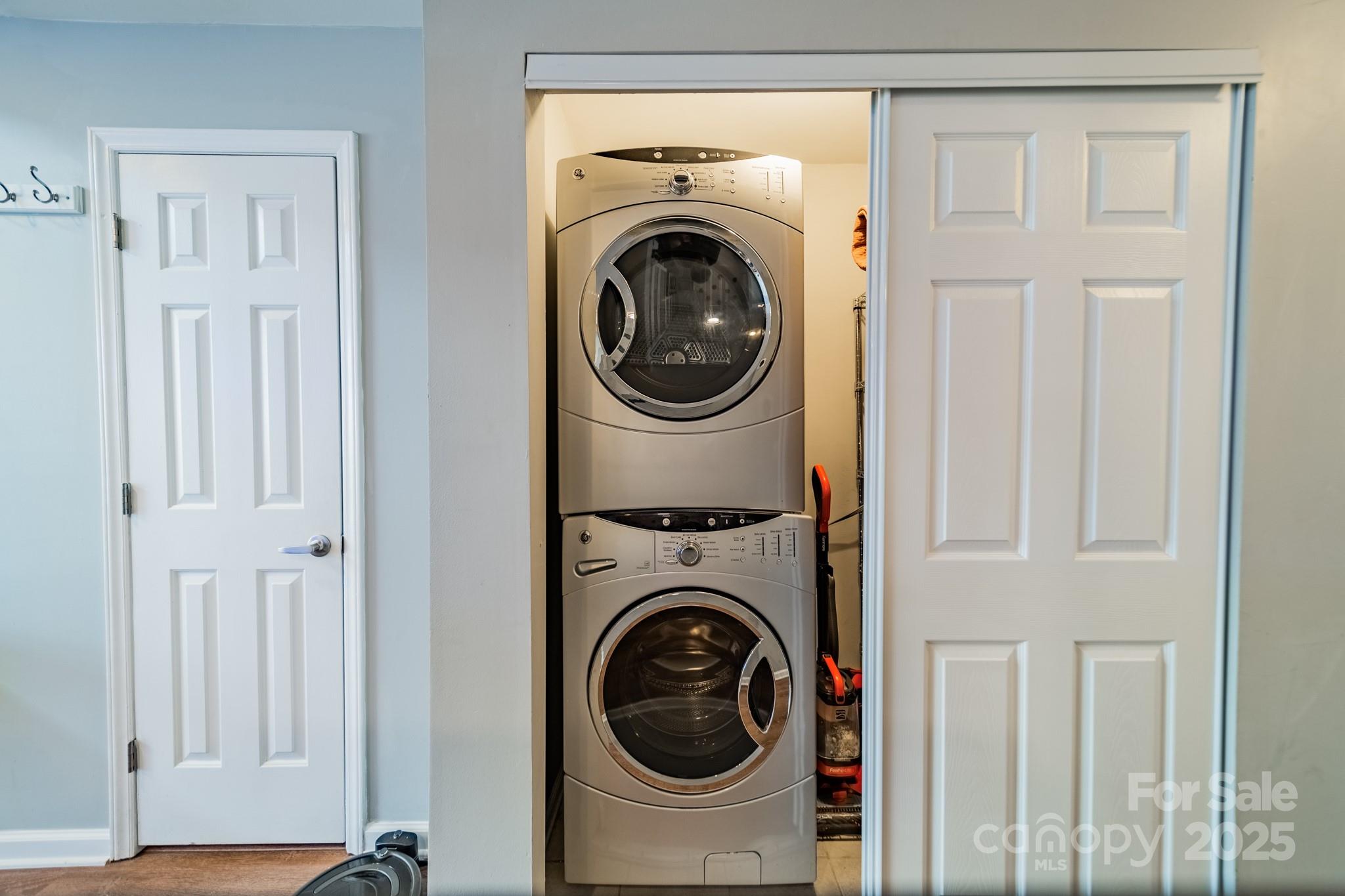 The Fourth Ward Square - Residential