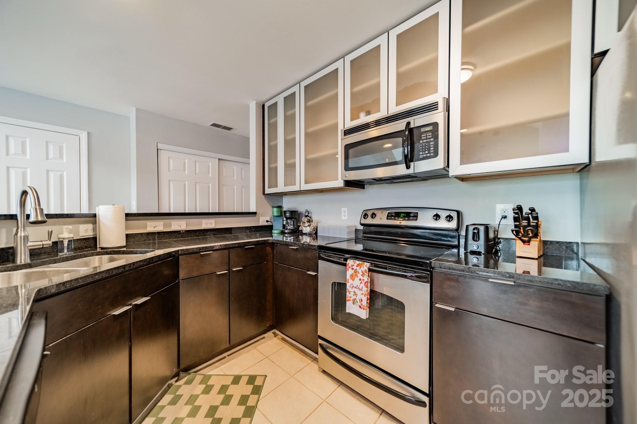 The Fourth Ward Square - Residential