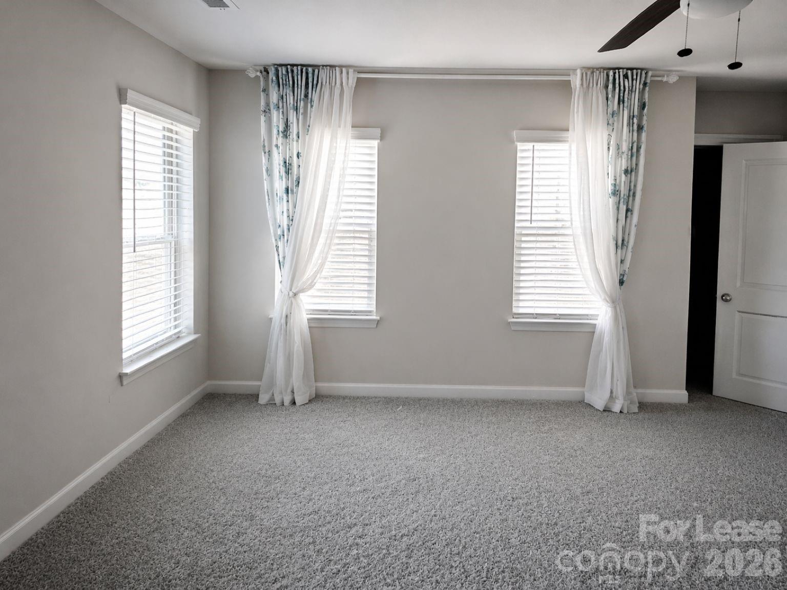 Larkhaven Hills - Residential Lease