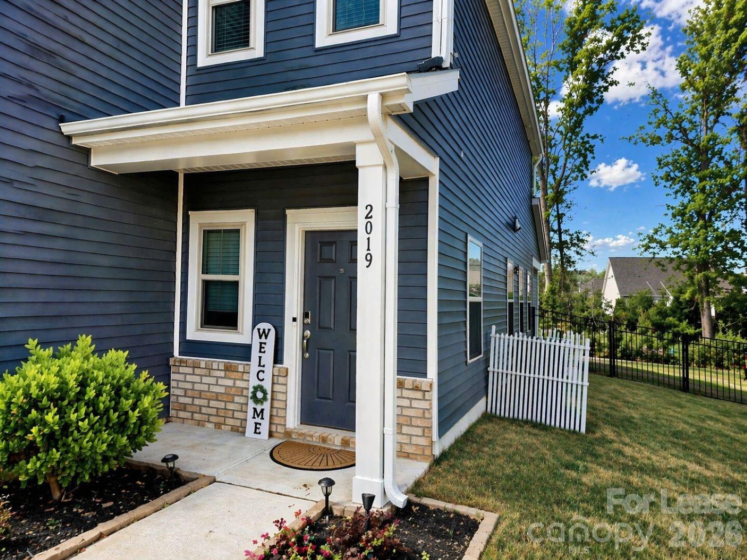 Larkhaven Hills - Residential Lease