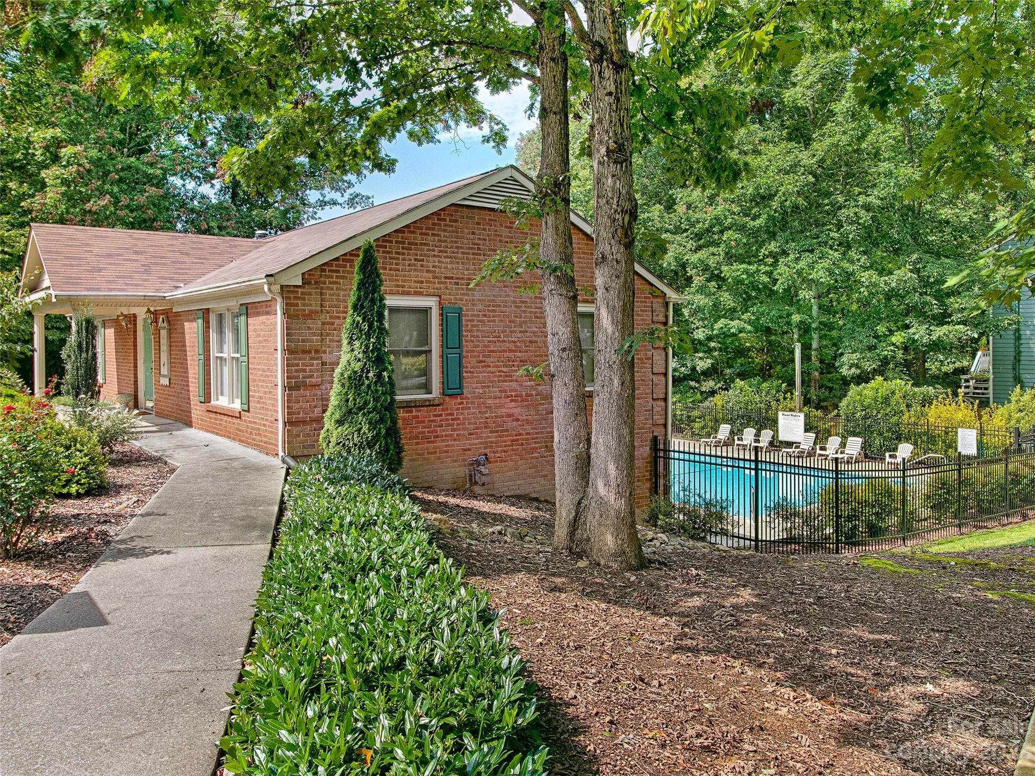 Hunters Ridge - Residential