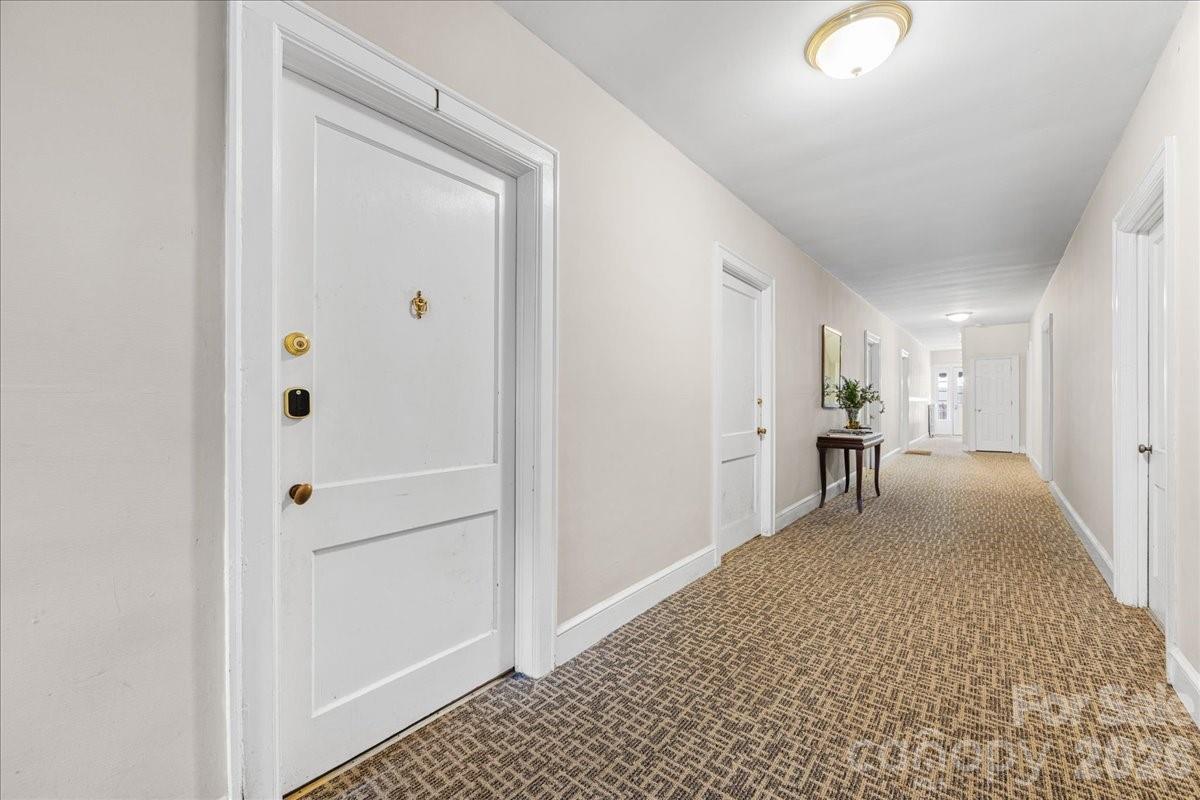 2300 Roswell Avenue 1