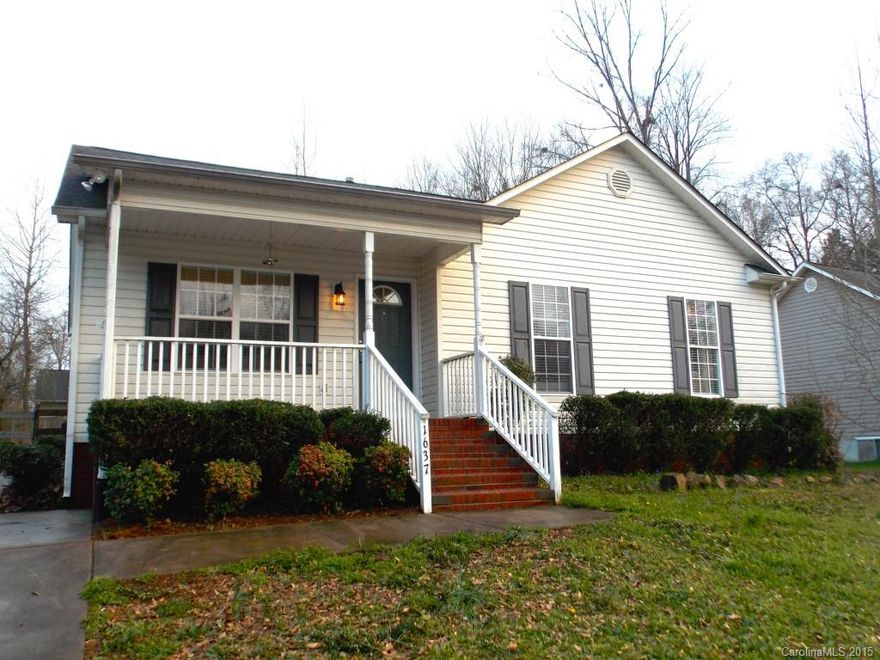 Cozy home in Taylor Oaks. 3 bedroom 2 bath home.Vaulted ceilings in great room and kitchen.  Laundry room. Spacious deck and fenced yard.