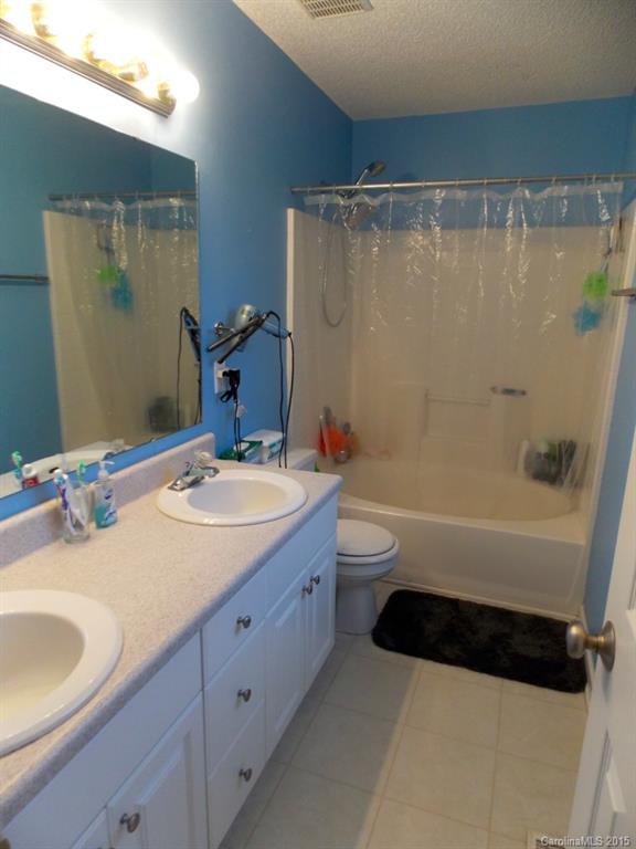 Taylor Oaks - Residential