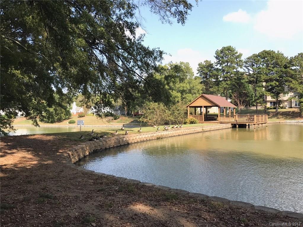 Hidden Pond - Residential