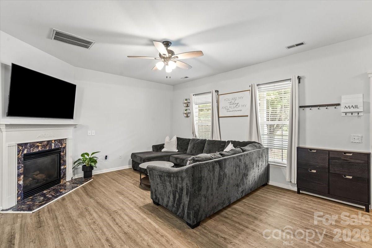 9025 Davis Crossing Court