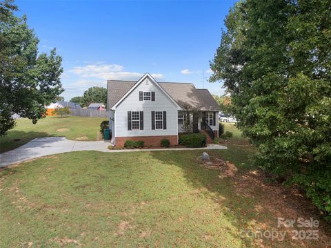 Photo of 931 HOLLOW HILL Court, Stanfield, NC 28163 (MLS # 4310902)