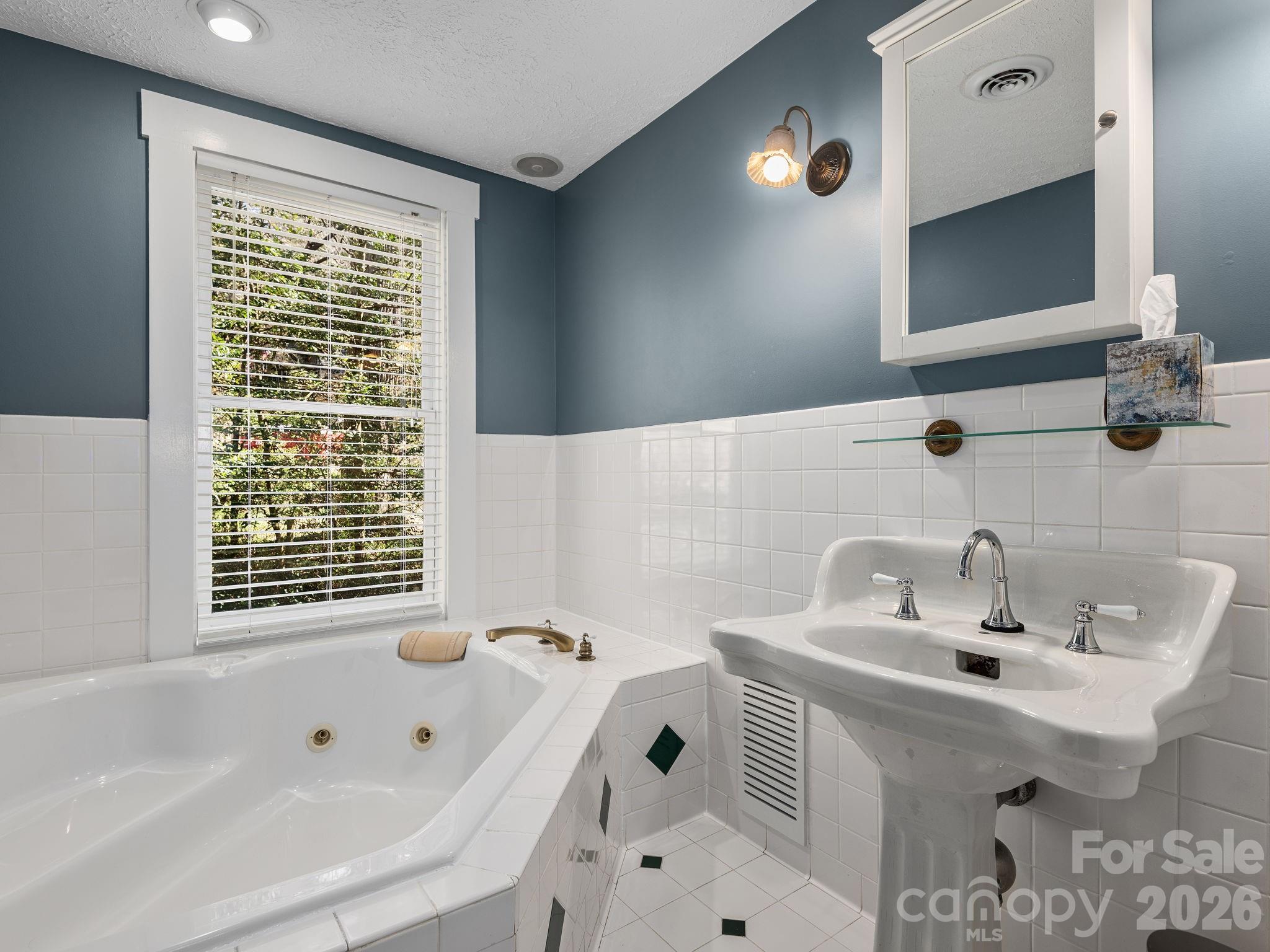 Albemarle Park - Residential