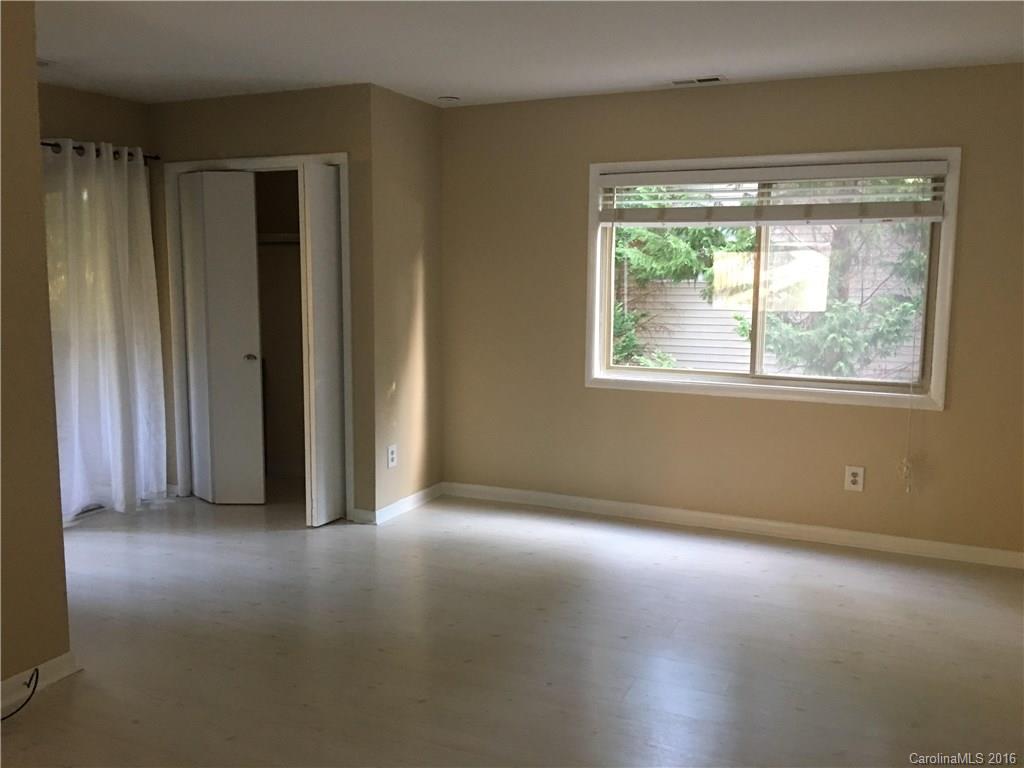 Tega Cay - Residential