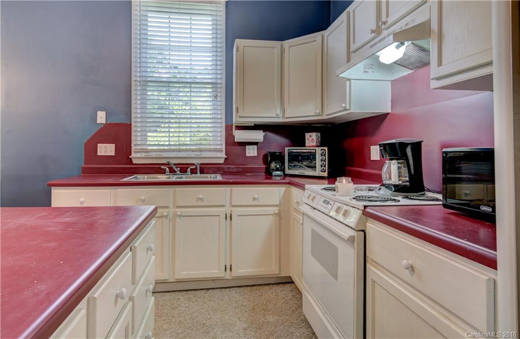 Lesslie Woods - Residential