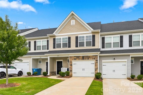 Photo of 8139 Sheffield Drive, Terrell, NC 28682 (MLS # 4412240)